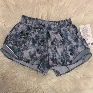 NWT LuluLemon “Hotty Hot” Shorts
